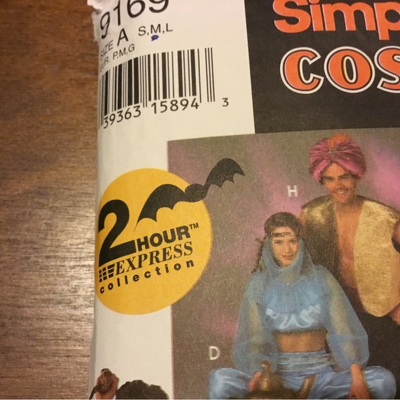 Simplicity 9169 cut to m-  Kids Halloween Costume Set - - Picture 4 of 7